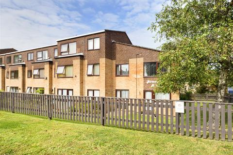 1 bedroom apartment for sale, Homecliffe House, 466-470 Lymington Road, Highcliffe, Christchurch, BH23