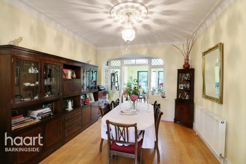 523 Aldborough Road North, Ilford, IG2 7SY