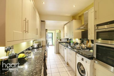 523 Aldborough Road North, Ilford, IG2 7SY