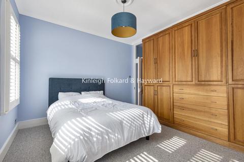 3 Aislibie Road, London, SE12 8QH