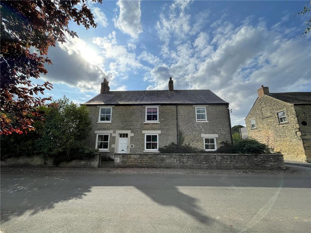 Village Farmhouse, Marton Le Moor... 5 bed detached house - £2,950 pcm ...