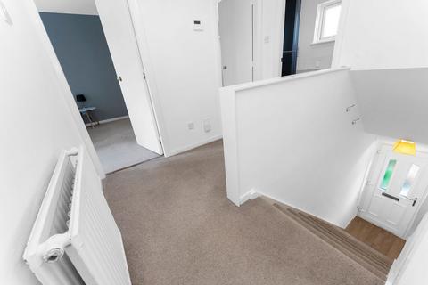 2 bedroom flat to rent, Ladehead, Bonnington, Edinburgh, EH6