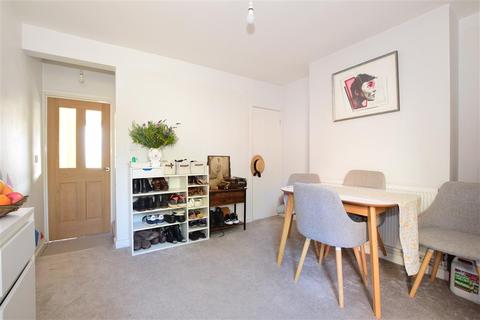 50 Baltic Road, Tonbridge, TN9 2LZ