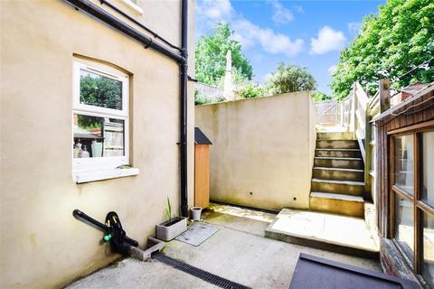 50 Baltic Road, Tonbridge, TN9 2LZ