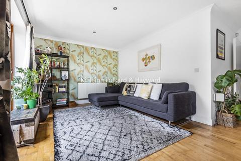 Flat 3, Kashmir House, 66 Gibbon Road, London, SE15 3XE