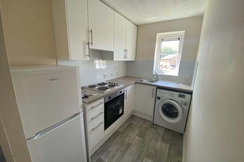 2 bedroom flat to rent, Coldeaton Lane, Emerson Valley, Milton Keynes, MK4
