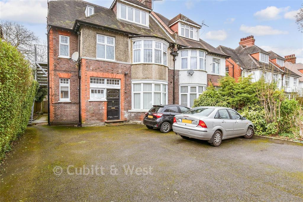 Driveway/Parking
