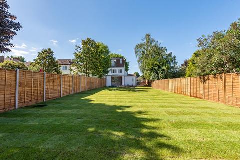 5 Southbourne, Bromley, BR2 7NJ