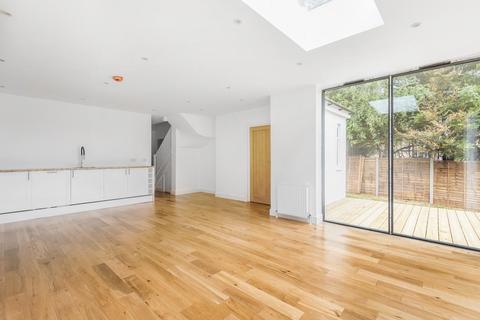 5 Southbourne, Bromley, BR2 7NJ