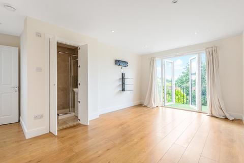 55 Cambridge Road, London, SW20 0PX