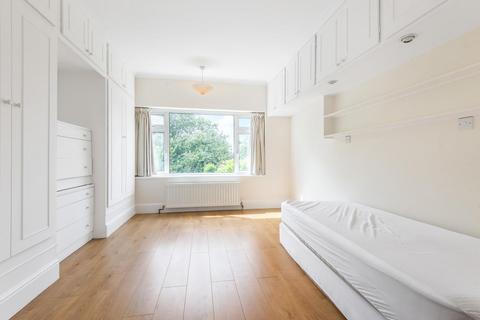 55 Cambridge Road, London, SW20 0PX
