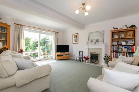 3 bedroom detached bungalow for sale, Allandale Crescent, Potters Bar, EN6