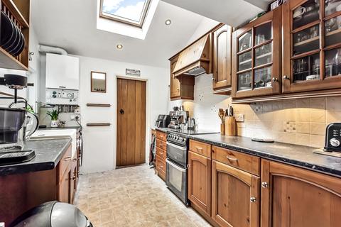 25 Bridge Road, Park Gate, Southampton, SO31 7GD