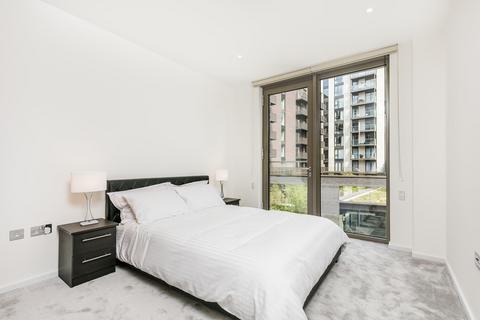 2 bedroom apartment to rent, Capital Building, Embassy Gardens, London, SW11