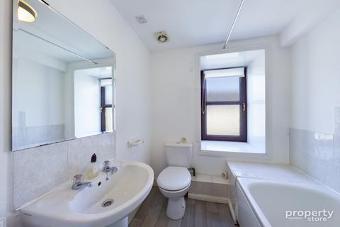 32a Barn Street, ML10 6LU