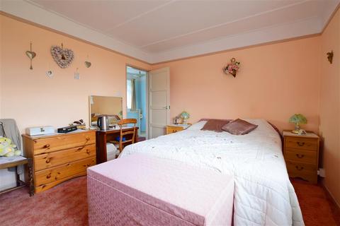 4 Downs View, North Chailey, Lewes, BN8 4HB