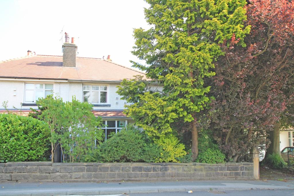 Brownberrie Lane, Horsforth, Leeds, LS18 4 bed semidetached house £