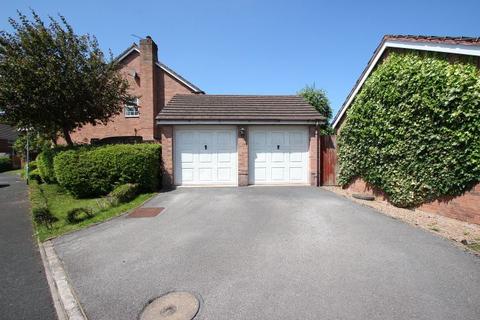 5 bedroom detached house to rent, Ash Way, Seabridge