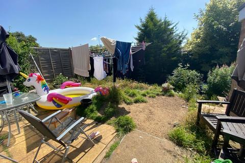 17 Pheasant Way, Northampton, NN2 8BJ