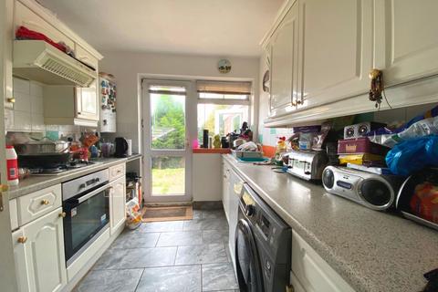 17 Pheasant Way, Northampton, NN2 8BJ