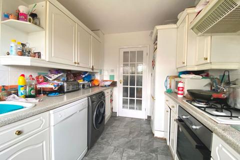 17 Pheasant Way, Northampton, NN2 8BJ