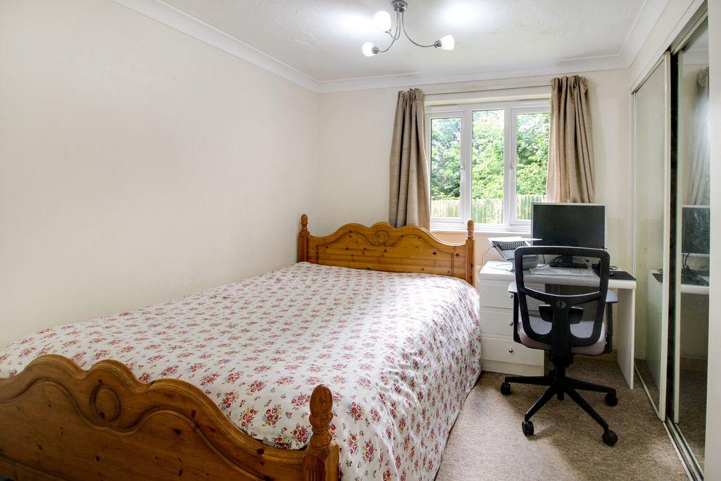 Bedroom 1 (Double)