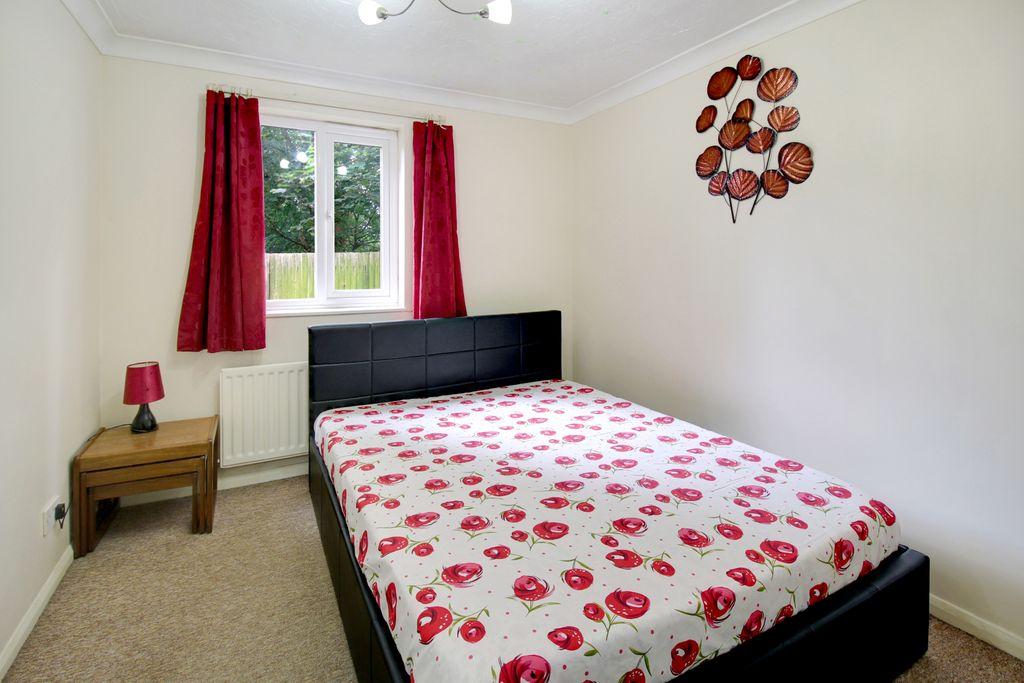 Bedroom 2 (Double)