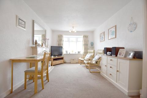 2 Barnard Close, Leeds, LS15 8UY