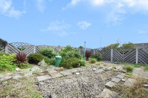 2 Barnard Close, Leeds, LS15 8UY