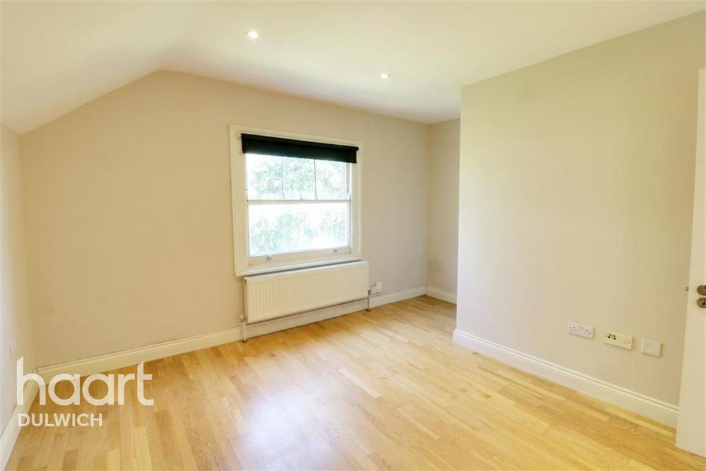 Hamlet Road, Crystal Palace, SE19 2 bed flat £1,400 pcm (£323 pw)