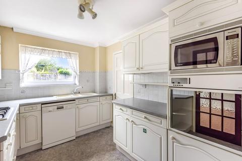 7 Clarrie Road, Tetbury, GL8 8EW