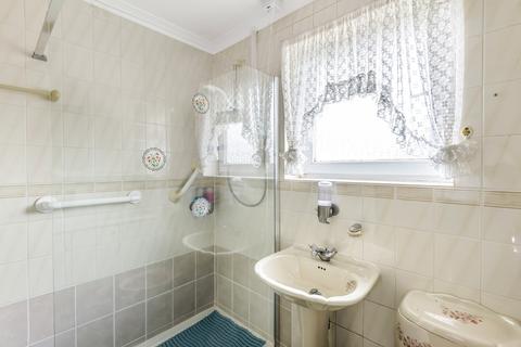 7 Clarrie Road, Tetbury, GL8 8EW