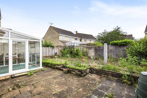 7 Clarrie Road, Tetbury, GL8 8EW