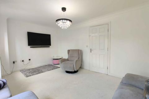 12 Bobbin Close, Bailiff Bridge, Brighouse, HD6 4FW