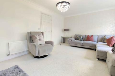 12 Bobbin Close, Bailiff Bridge, Brighouse, HD6 4FW
