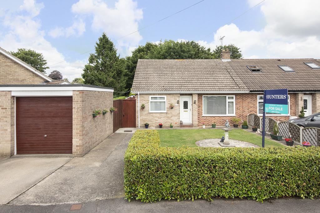 Hambleton Way, Easingwold, York... 2 bed bungalow £265,000