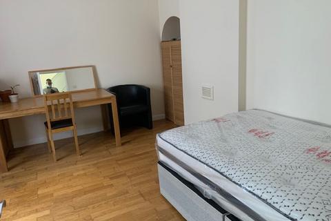 undefined, Blanchedowne, London, SE5