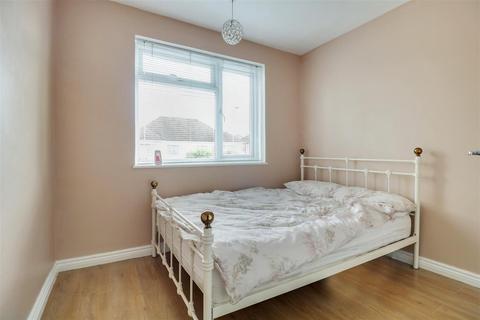 20 Belgrave Road, Eastwood, Leigh-on-sea, SS9 5HE