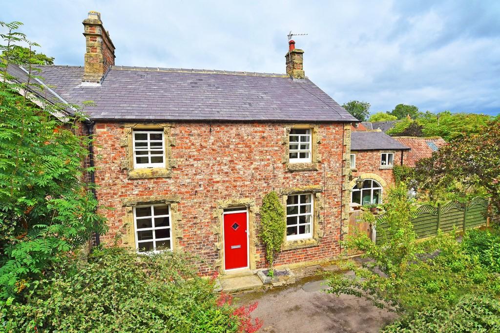 Summerfield, Monkton 4 bed cottage £570,000