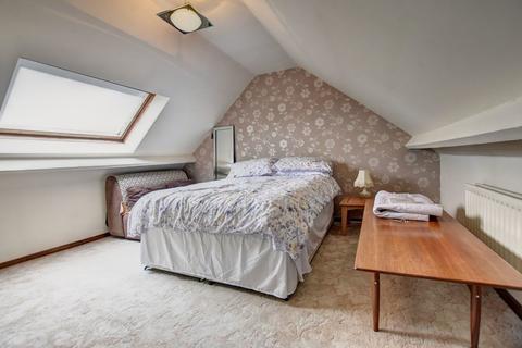 36 Burnside, East Boldon, NE36 0LS