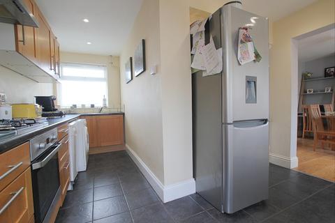 102 Bromwich Road, Worcester, WR2 4AP