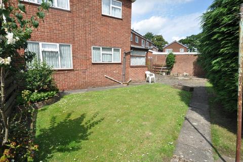 5 Church Close, Thorne, Doncaster, DN8 5DA