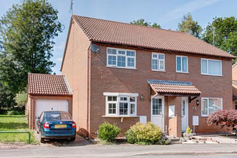 57 Foxcote Close, Redditch, B98 0PS