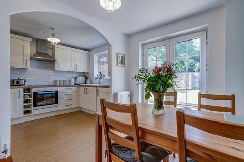 57 Foxcote Close, Redditch, B98 0PS