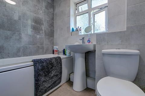 57 Foxcote Close, Redditch, B98 0PS