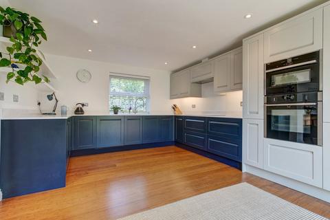 5 Barley Meadows, Inkberrow, Worcester, WR7 4DR