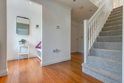 5 Barley Meadows, Inkberrow, Worcester, WR7 4DR