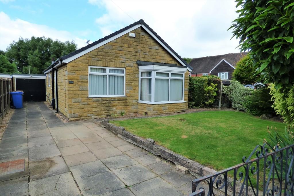 Ford Way, Armitage, Rugeley... 2 bed detached bungalow £235,000