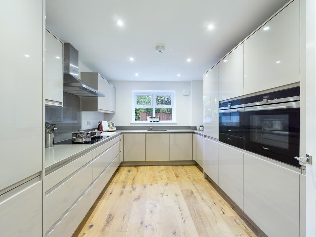 Show Apartment