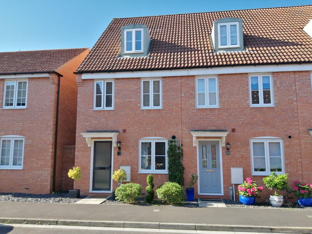 Sharpham Road, Glastonbury 3 bed end of terrace house £239,950
